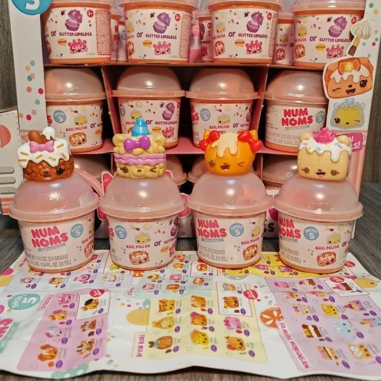 NumNoms Nail Polish Glitter Lipgloss Scented Light-up Num Nom Toy Collection Cute Animal Dolls Fun Play House Kids Birthday Gift Beauty World Shop