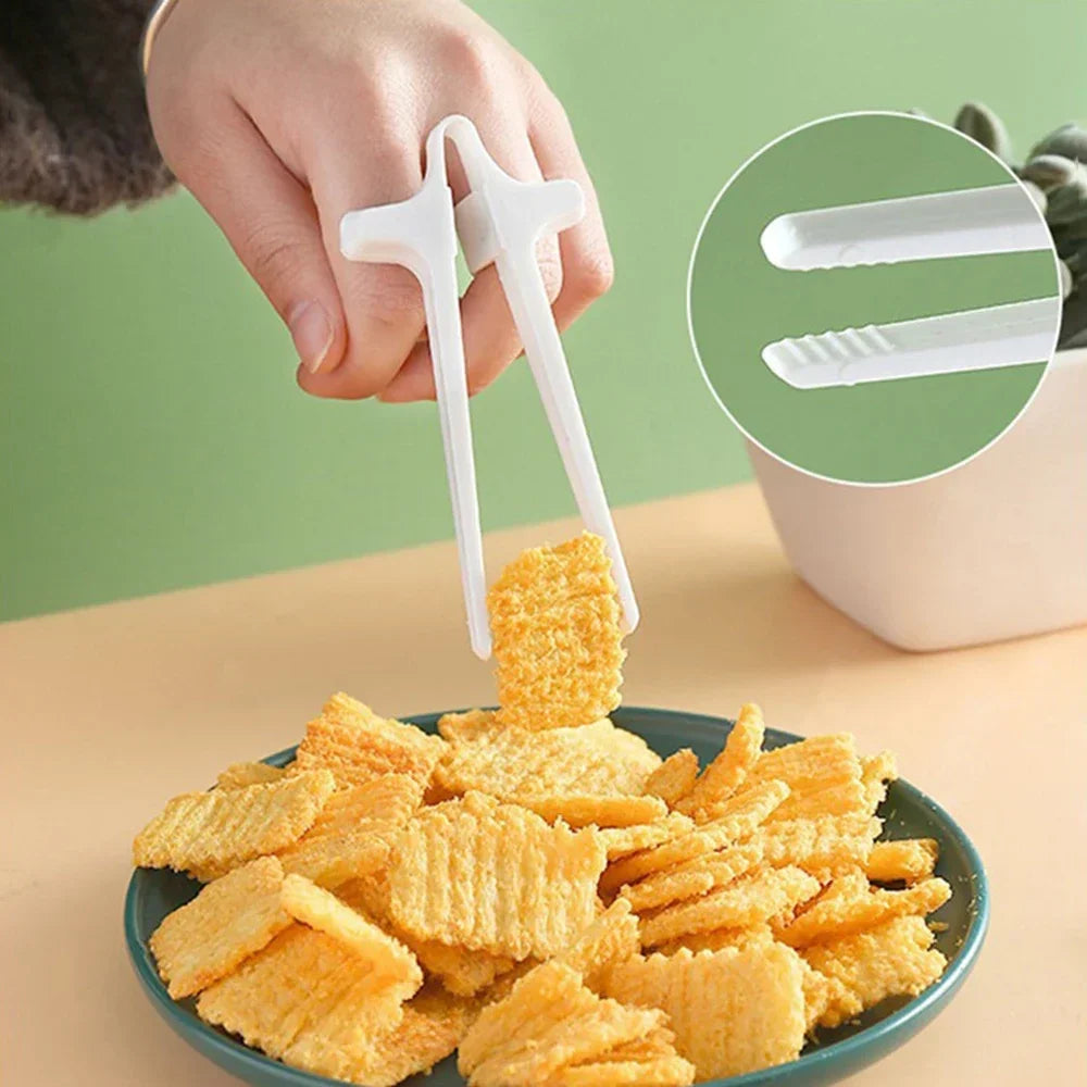 1PC Lazy Fingers Chopsticks Play Games Eat Snacks Clip Brush Video Without Dirty Hands Food Clip Beauty Trend Shop