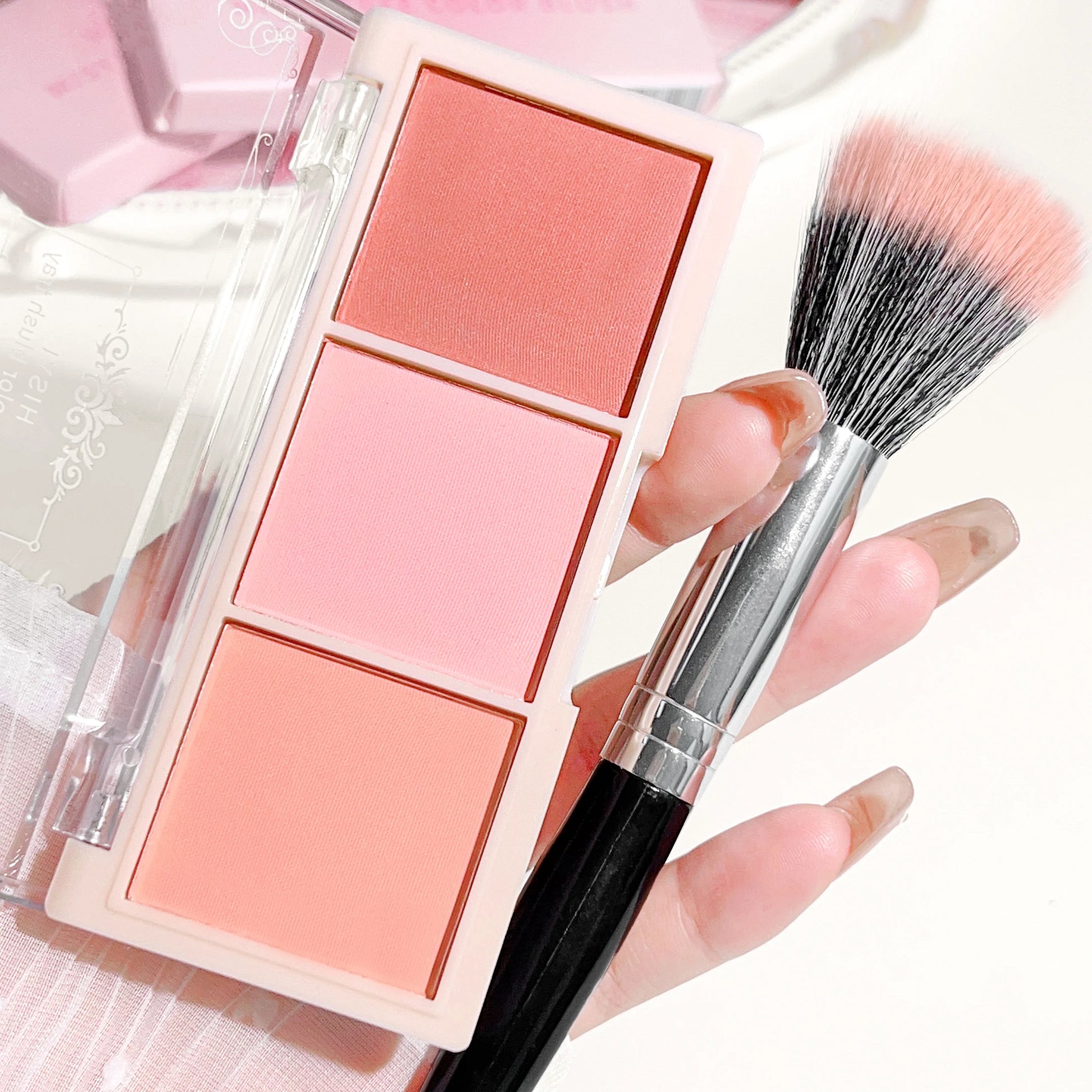 HISYI three-color blush natural color rendering delicate non-flying powder matte rouge holding makeup clear vitality girl blush Beauty World Shop