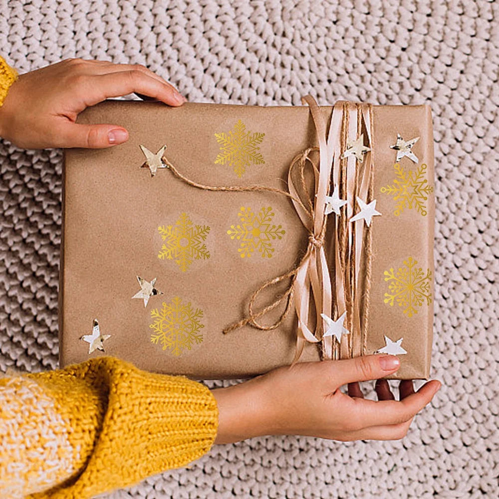 500pcs/Roll Golden Snowflake Christmas Stickers Transparent Self-Adhesive Decoration Holiday DIY Crafts Scrapbooking Supplies Beauty World Shop