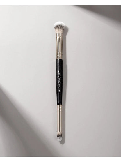 Double-headed painting eyeshadow brush novice makeup brush soft hair does not eat powder natural dizzy dye easy makeup Beauty Trend Shop