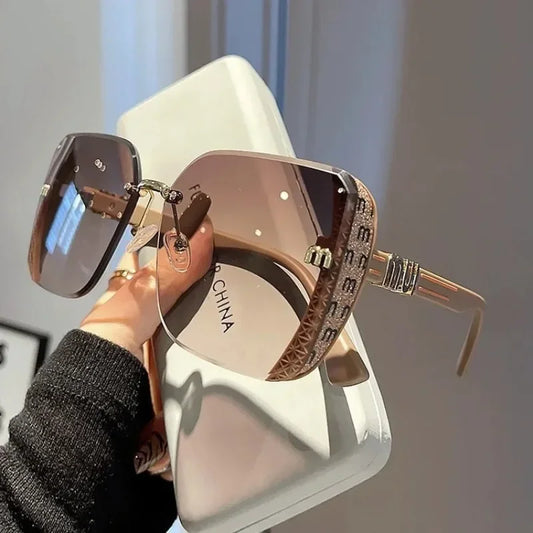 Luxury Brand Fashion Oversized Square Sunglasses for Women Vintage Style Shades Female Outdoor Eyewear Beauty Trend Shop