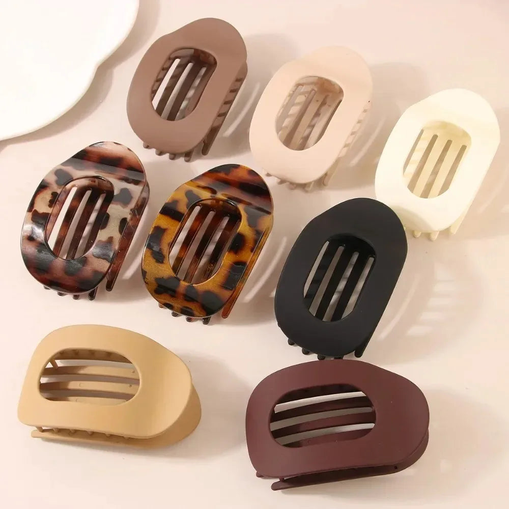 Fashion Oval Hair Claw Clip for Women New Design Leopard Matte Curved Flat Styling Barrettes Acrylic Lying Down Hair Accessories Beauty Trend Shop