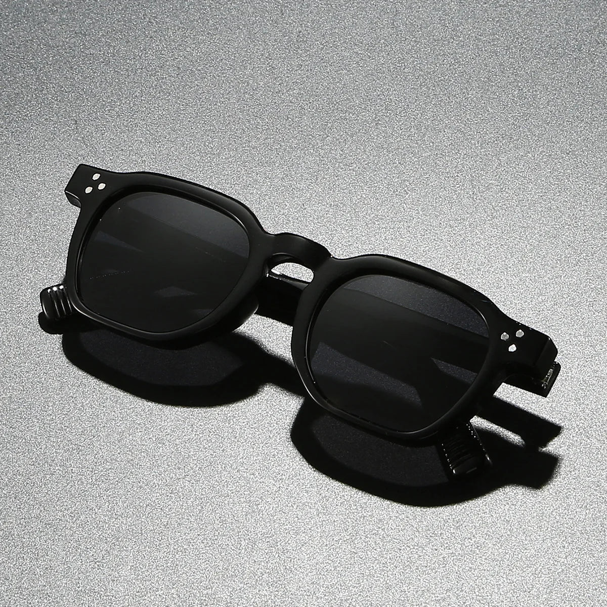 New Polarized Sunglasses Unisex Metal Core CP Square Sun Glasses Rivets Women Shades Driving Glasses Beauty World Shop