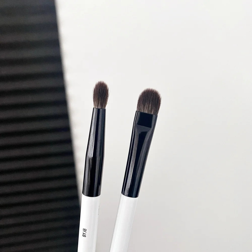 F4 Dual-Ended Foundation Face Brush Double-ended Powder Blush Contour and Eyeshadow Concealer Makeup Brushes Beauty World Shop