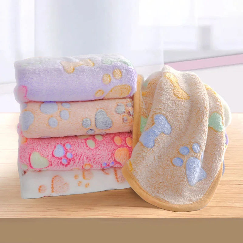 Winter Velvet Pet Sleeping Warm Blanket with Paw/Dot/Bone Pattern, Dog Cat Washing Towel, Fleece Soft Pet Blanket Pet Bed Mat