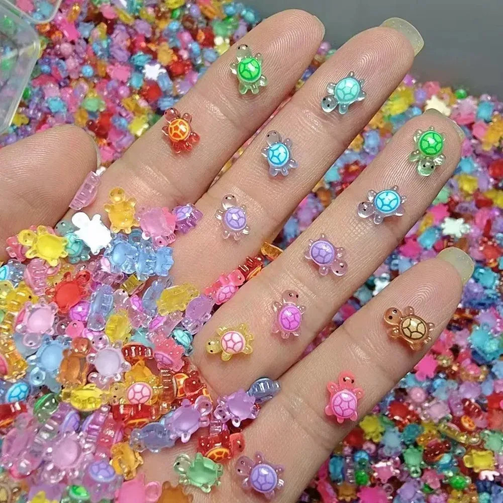 100Pcs Mini Resin Turtles Glow in The Night Turtle Miniatures Multi-Function Small Animals Figures for DIY Fairy Garden Decor Beauty World Shop