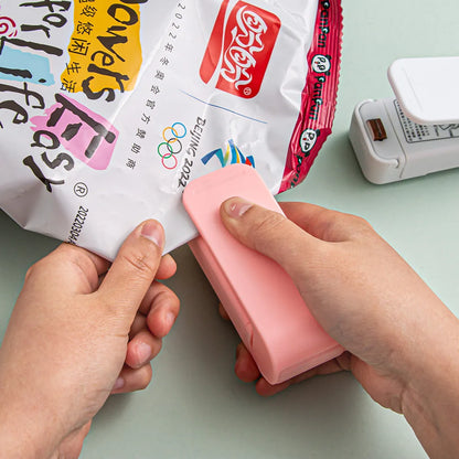 Mini Sealing Machine USB Rechargable Heat Sealer Storage Bag Plastic Package Food Sealer Clip Bag Handheld Food Heat Sealer Beauty World Shop