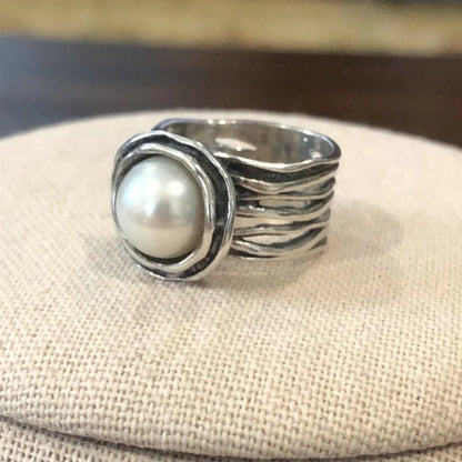 Niche Vintage Ethnic Hollow Inlay Pearl Rings For Women Birthday Party Gift Accessories Custom Jewelry Beauty World Shop