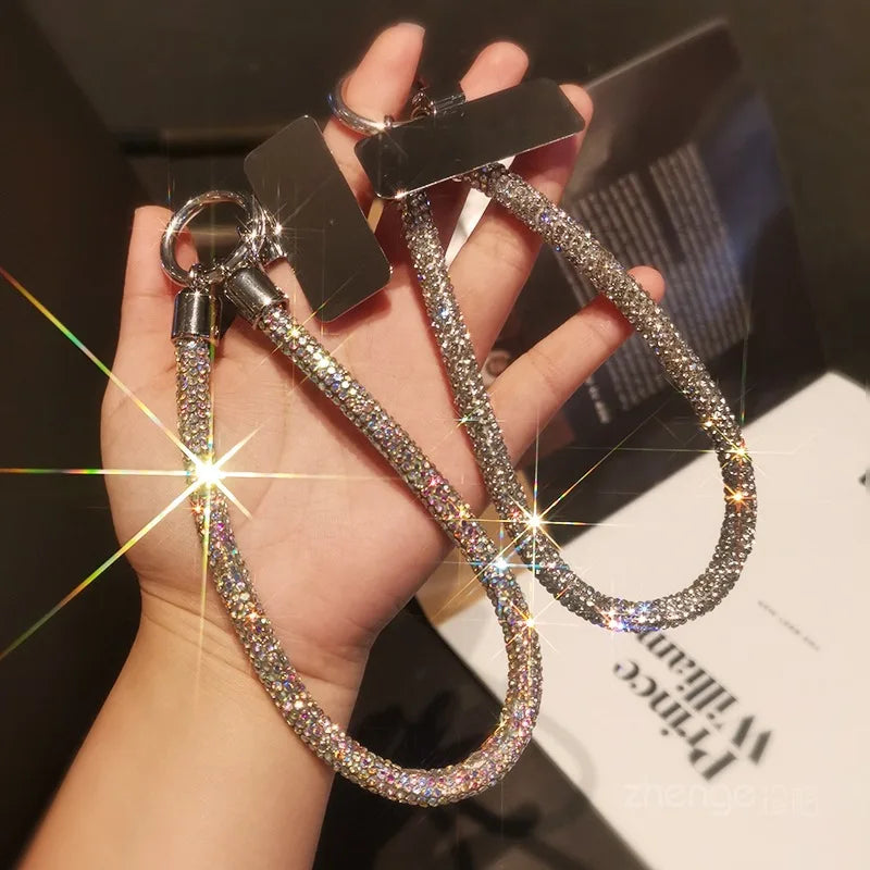 Luxury Full Diamond Phone Lanyard with Metal Clip Universal Short Chain Handheld Wrist Flash Accessory for Mobile Phones Beauty Trend Shop