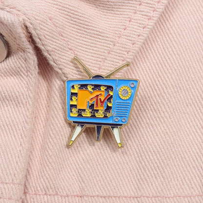 Creative Retro Television Enamel Pins Funny Cartoon 80’s Vintage Metal Brooches Backpack Lapel Badge Jewelry Gift for Friends Beauty World Shop