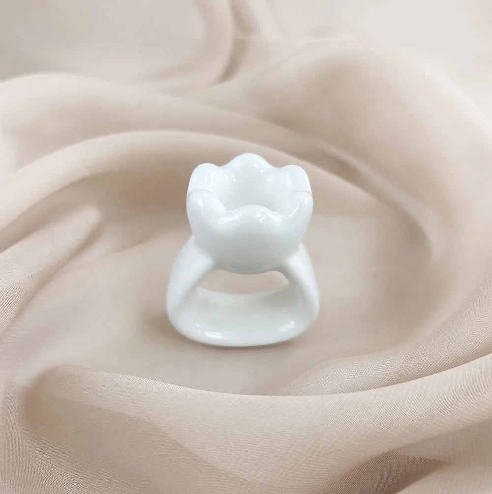 Massage Gua Sha Plate Ceramic Guasha Massage Board Ring Shape Skin Tightening Compact Ergonomic for Face Head Shoulder Knee Beauty World Shop