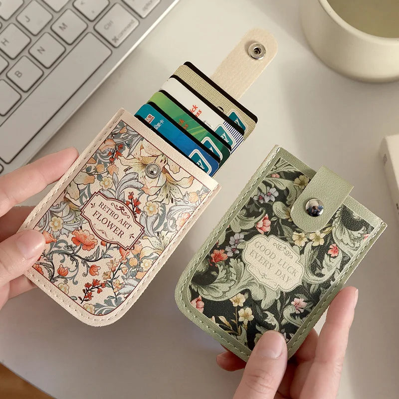 Vintage Oil Painting Pull Out Card Holder One Piece Women's Compact Ultra Thin Mini Cartoon New Style Niche Design Card Case Bag Beauty World Shop