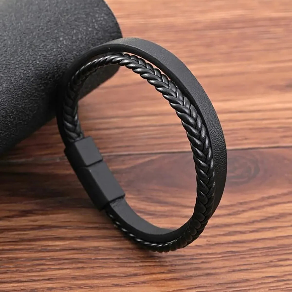 Multi -Style PU Leather Two -Layer Magnetic Bracelet Men's Mature Business Give Men The Best Gift for Men Beauty Fashion