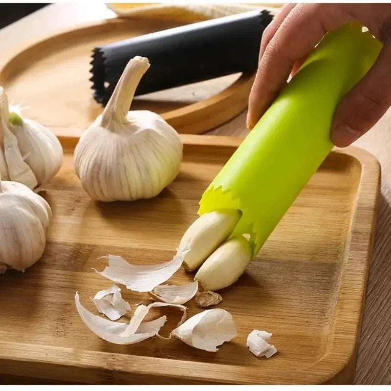 Garlic Stripper Tube Peeling Garlic Peeling Silicone Garlic Peeler Peel Easy Useful Easy Kitchen Tools Non-toxic Safety Gadget Beauty Trend Shop