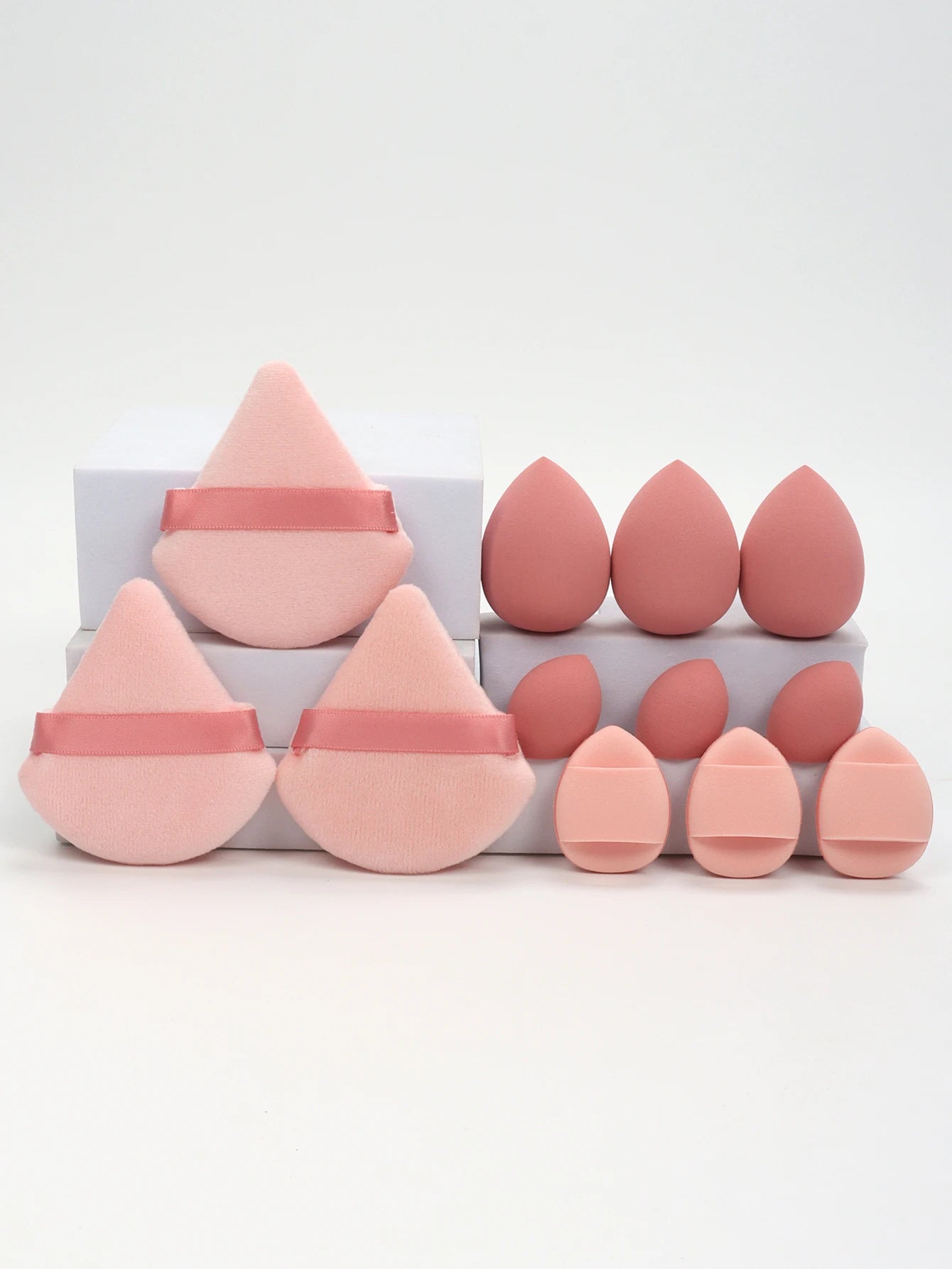 12-Piece All-Purpose Makeup Sponge Set, Made of 3 Loose Powder Puffs, 3 Mini Air Cushion Puffs, 3 Beauty Eggs and 3 Mini Beauty Beauty World Shop