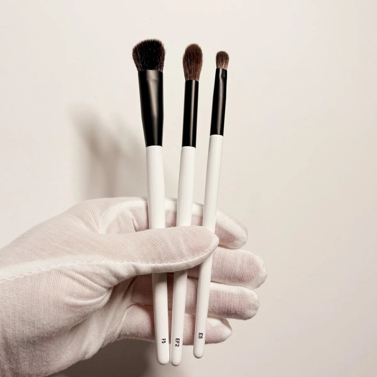 F4 Dual-Ended Foundation Face Brush Double-ended Powder Blush Contour and Eyeshadow Concealer Makeup Brushes Beauty World Shop