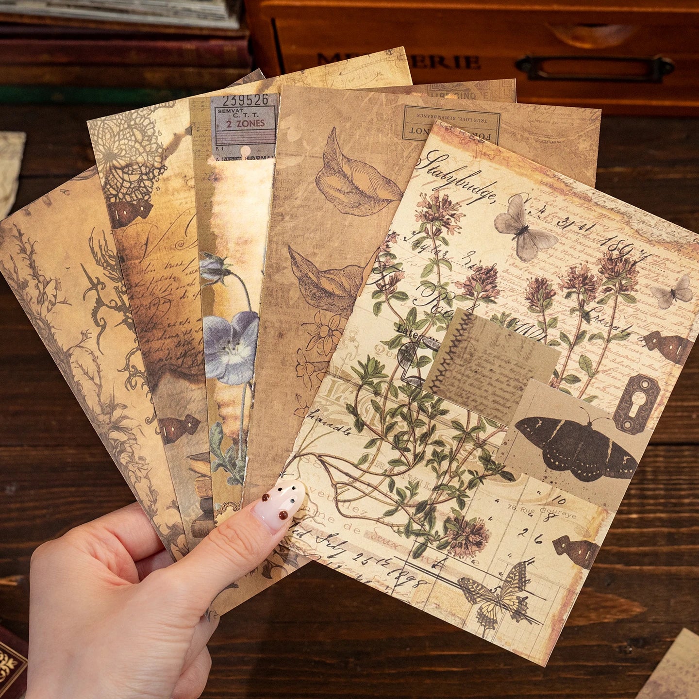 Mr.Paper 192pcs Vintage Style Notebook Set, Gold Foil Writing Pad for Journaling Note Taking, Retro Stationery Paper Sheets Beauty World Shop