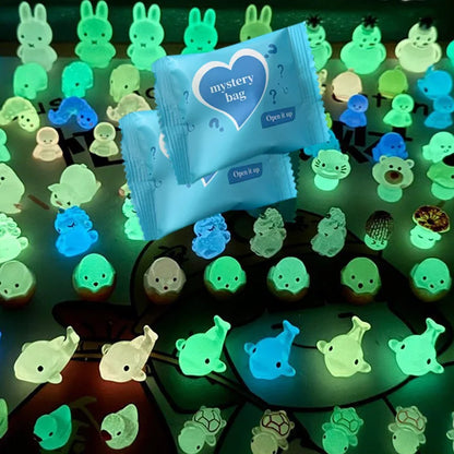 50 pcs Glow Resin Animals & Capybaras Mystery Blind Bags - Mini Fairy Garden Gift Box Decor Beauty World Shop