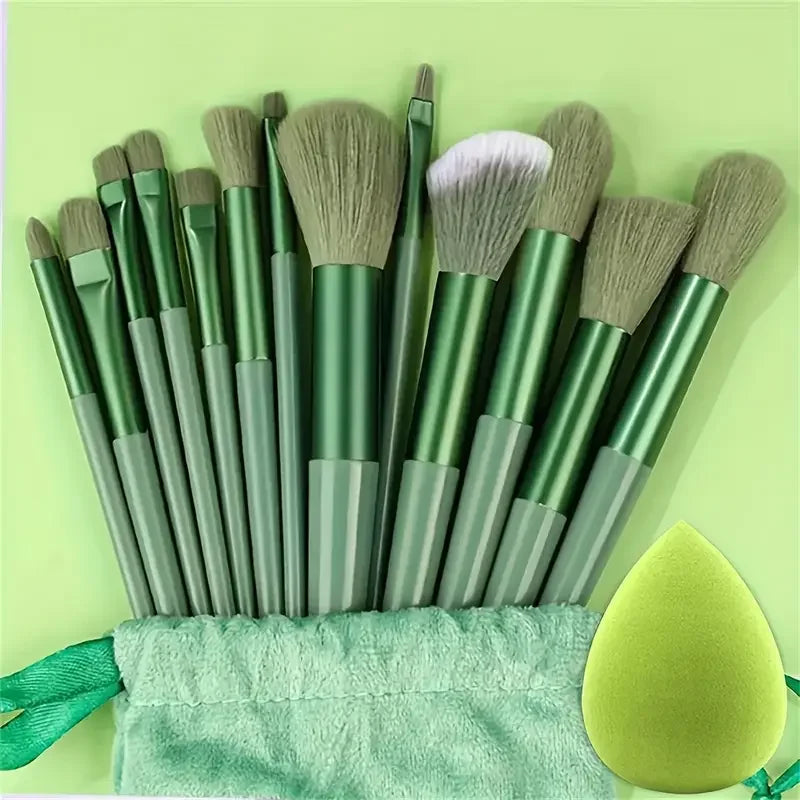 Professiona 13PCS Makeup Brushes Set Foundation Eyeshadow Blush Powder Blending Soft Fluffy Cosmetic Full Set Female Makeup Tool Beauty World Shop