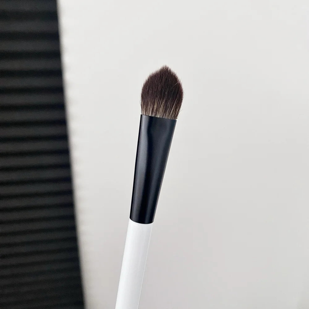 F4 Dual-Ended Foundation Face Brush Double-ended Powder Blush Contour and Eyeshadow Concealer Makeup Brushes Beauty World Shop
