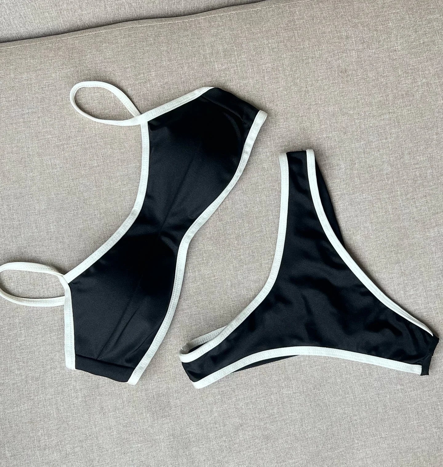 2026 Sexy Bikini Women Swimsuit Female Swimwear Bandeau Biquini Bathing Suit Shiny Swimming Suits Halter Bodysuit Beachwear Beauty World Shop