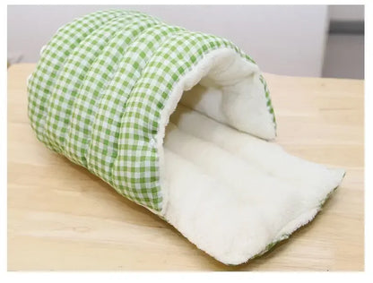 Foldable Winter Pet Sleep Bed/Bag for Cats Dogs, Thickened Semi-Enclosed Design, Soft Indoor, Christmas/Warm in autumn /winter