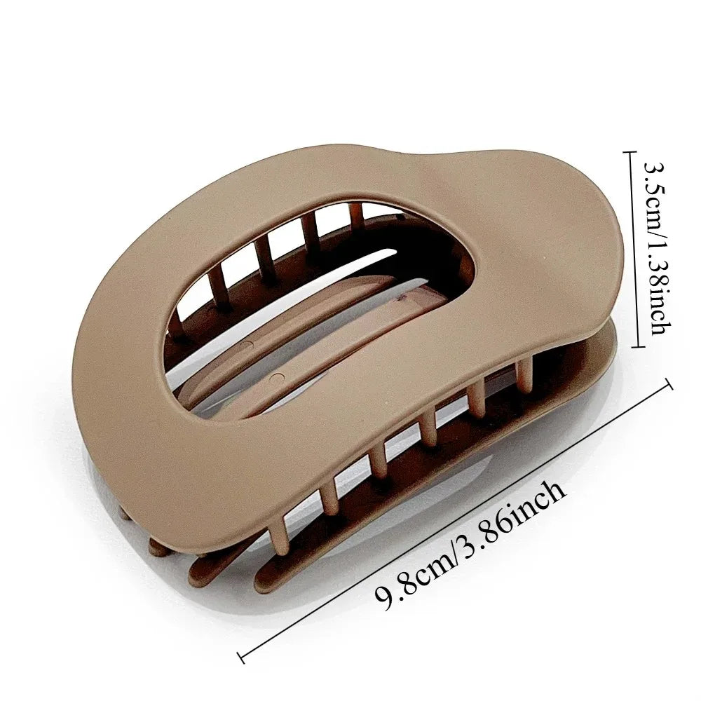 Fashion Oval Hair Claw Clip for Women New Design Leopard Matte Curved Flat Styling Barrettes Acrylic Lying Down Hair Accessories Beauty Trend Shop