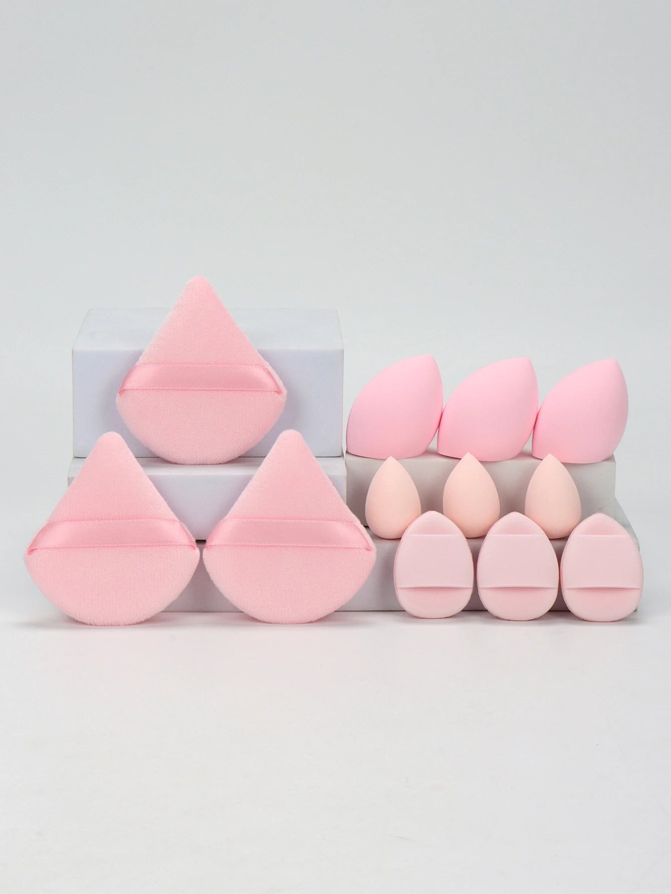 12-Piece All-Purpose Makeup Sponge Set, Made of 3 Loose Powder Puffs, 3 Mini Air Cushion Puffs, 3 Beauty Eggs and 3 Mini Beauty Beauty World Shop