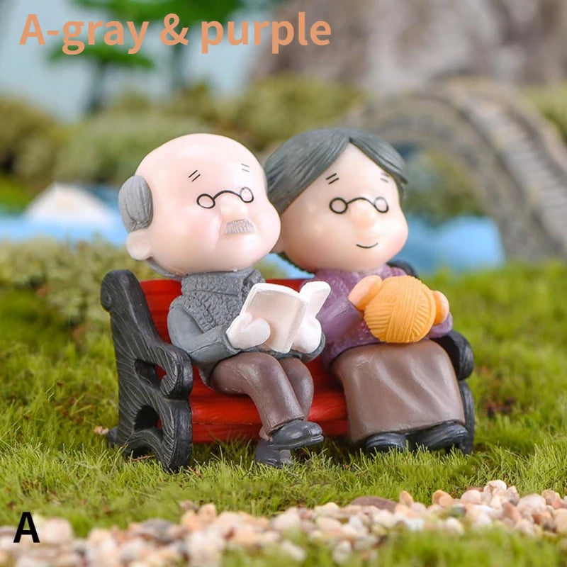 Mini Couple Figures Grandma Grandpa Sweety Lovers Old Couple Ornament for Fairy Garden Figurines Miniature Home Decoration Beauty World Shop
