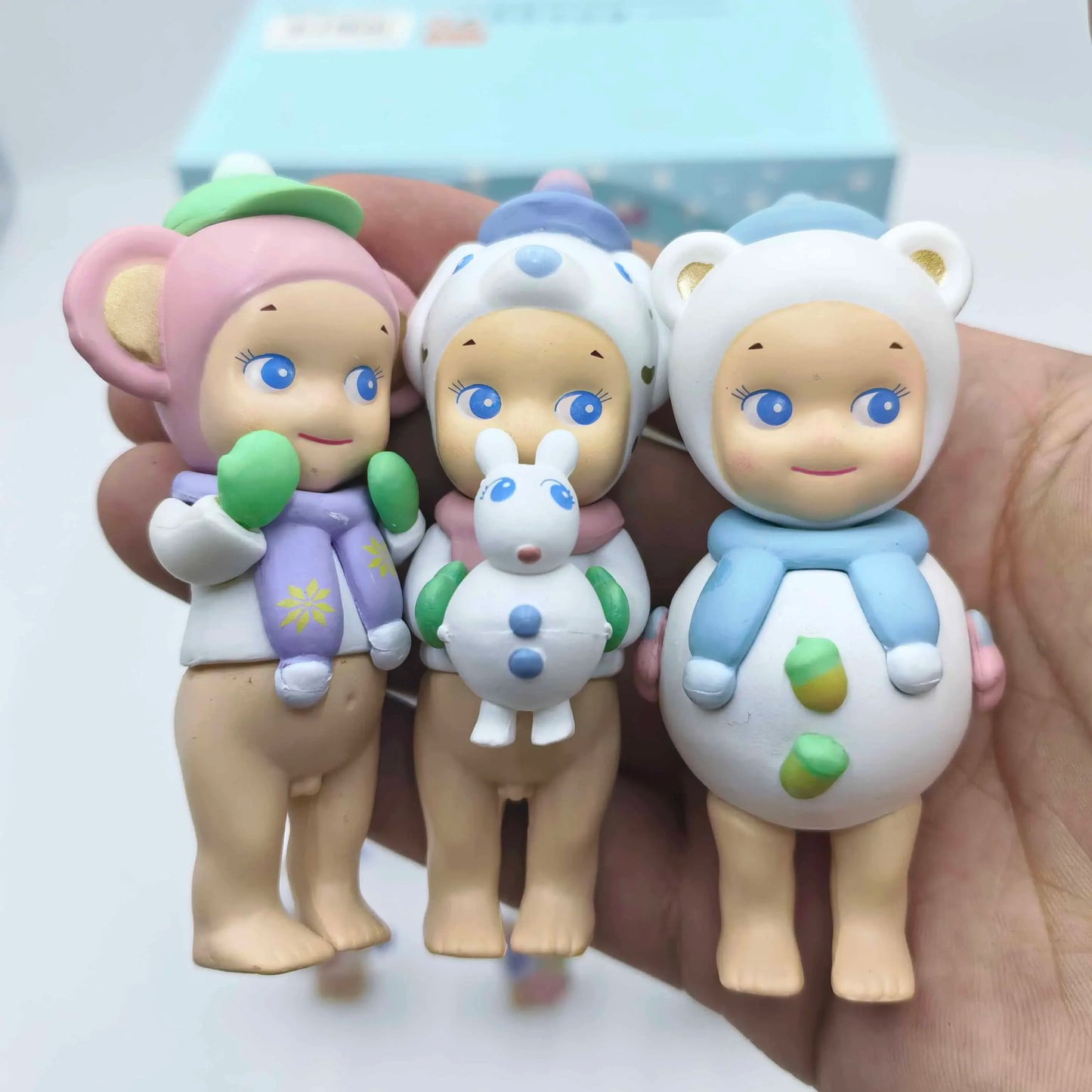 Sonny Angel Blind Box Winter Wonderland Series Mini Anime Figures Ornaments Dolls Fans Children Christmas Birthday Gift Beauty World Shop