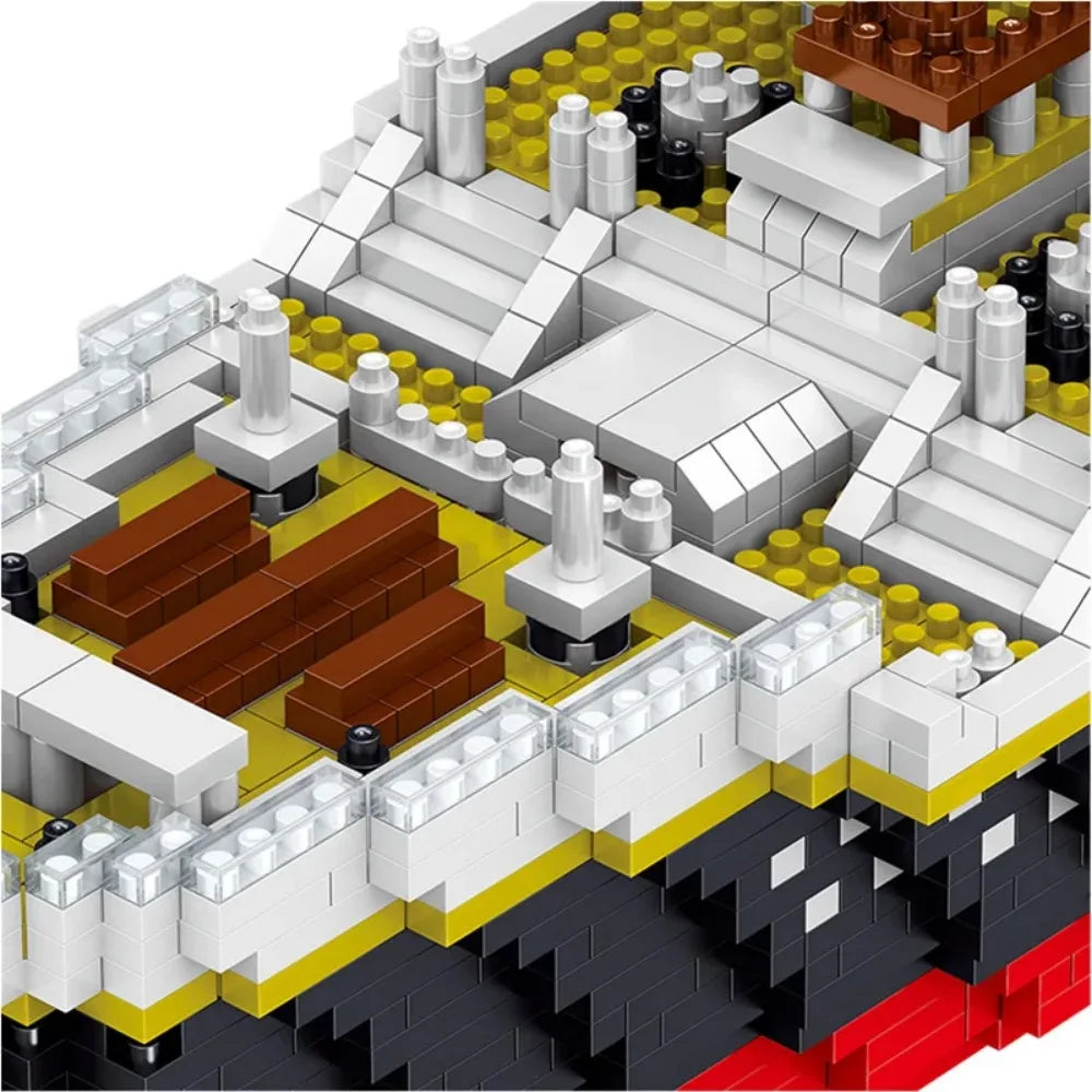 4000+Pcs Titanic Model Cruise Ship Building Blocks MOC Boat Bricks Collection DIY Construction Toys for Children Gift Beauty World Shop