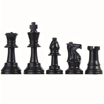 32pcs a set of plastic chess pieces black and white Tuba king 9.7cm high Beauty World Shop