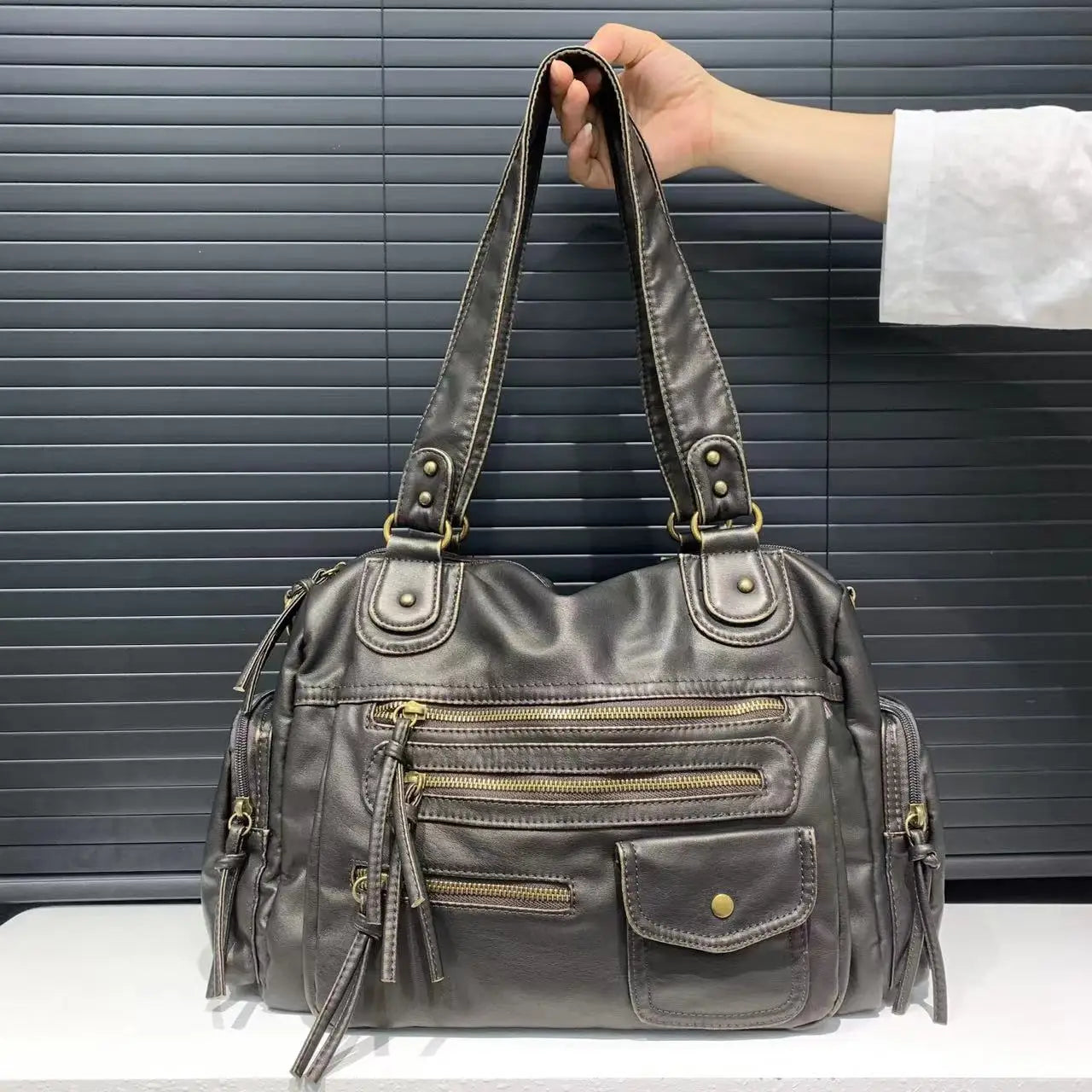 Y2K Hot Girl Single Shoulder Crossbody Bag Vintage Washed Leather Motorcycle Bag Large Capacity Multi Pocket Bag Beauty World Shop