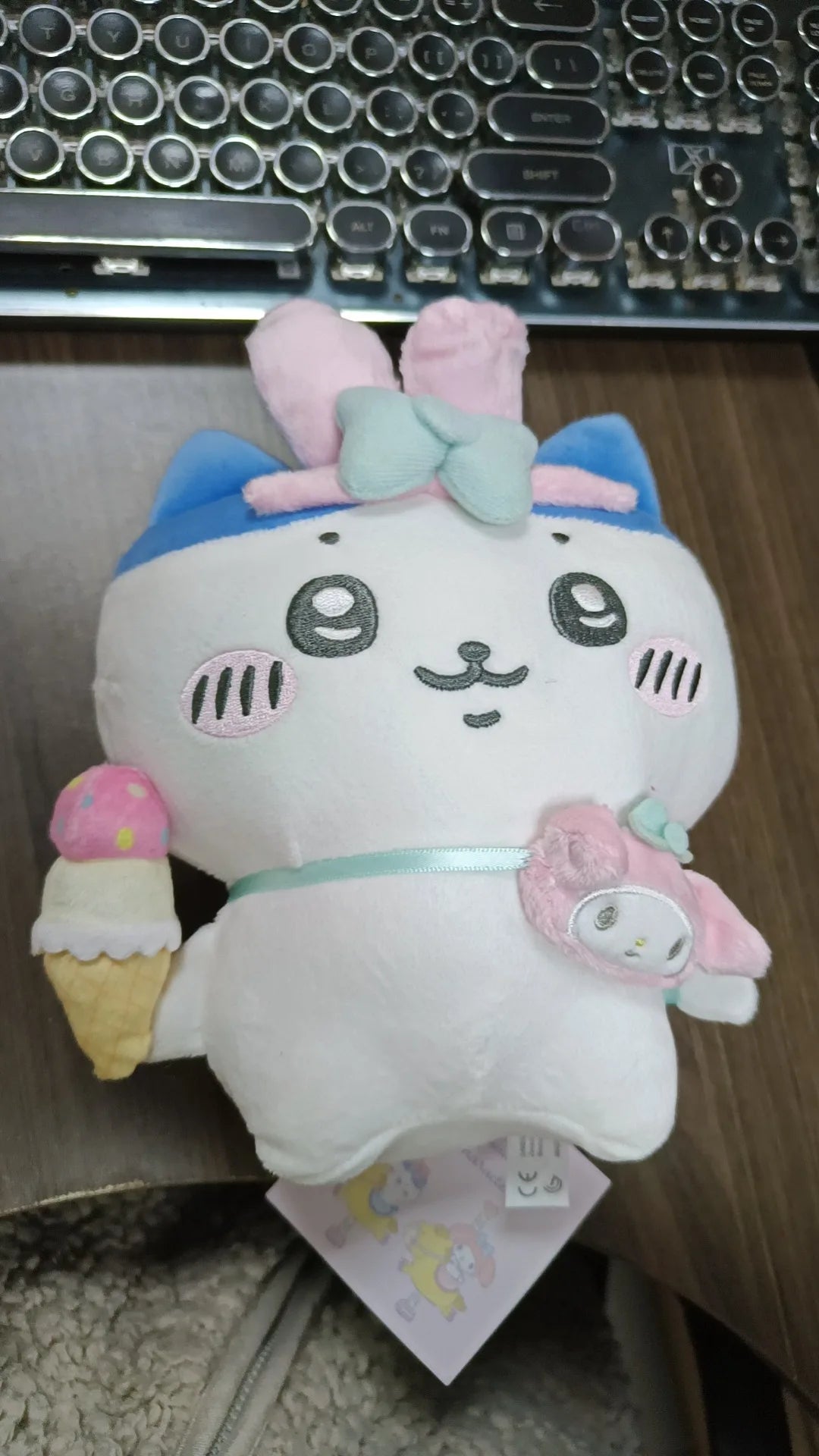 Self-deprecating Bear Chiikawa Sanrioi hachiware Plush Toy Co-branded Doll Pendant Cute Jiyi Xiaohachi Usaki Bedroom Ornaments Beauty World Shop