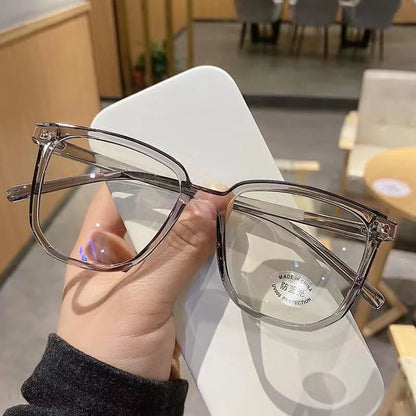 Anti-blue Light Glasses for Women with Regular Eyeglass Frame Finished Retro Flat Light Frame Beauty World Shop