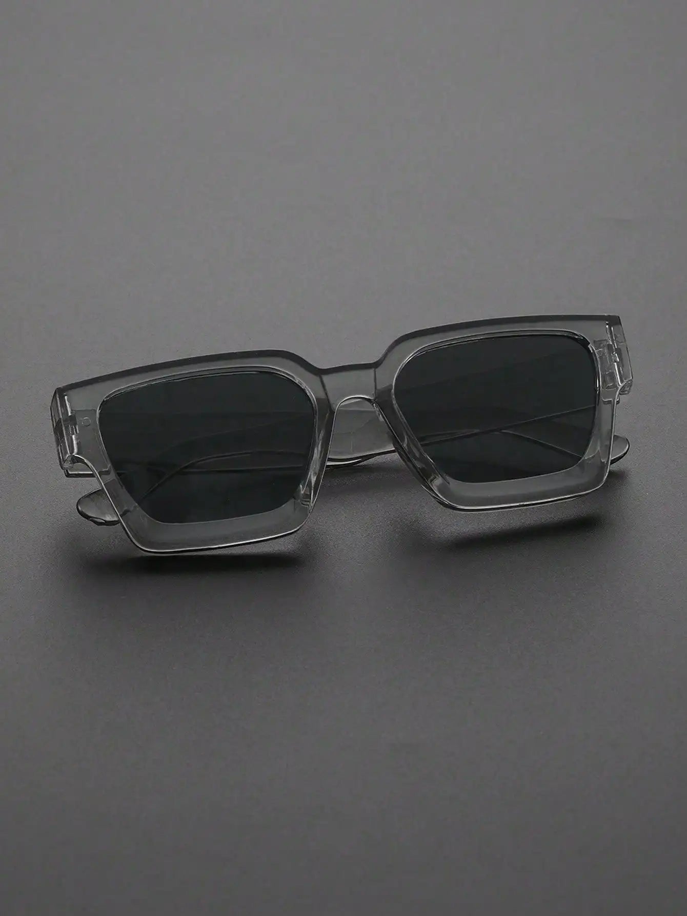 1/2 PC S Classic Fashion Square Plastic Frame Women Sunglasses For Men Daily Life Shades Eyewear Accessories. Beauty World Shop