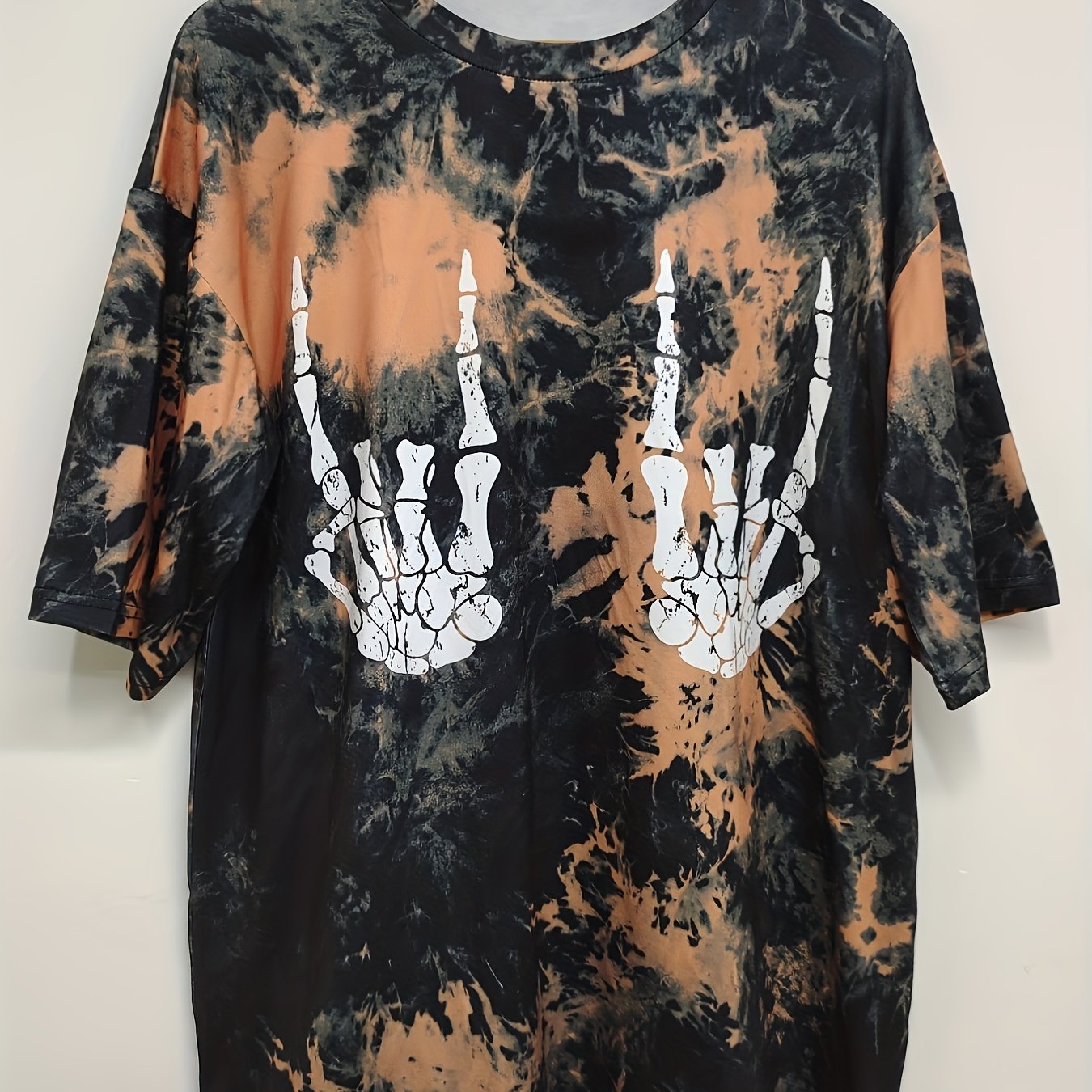 Women's Casual Loose Fit Tee With Skull Hand Print, Streetwear Style, Short Sleeve Sport T-Shirt, Tie-Dye Pattern, Breathable Top Beauty World Shop
