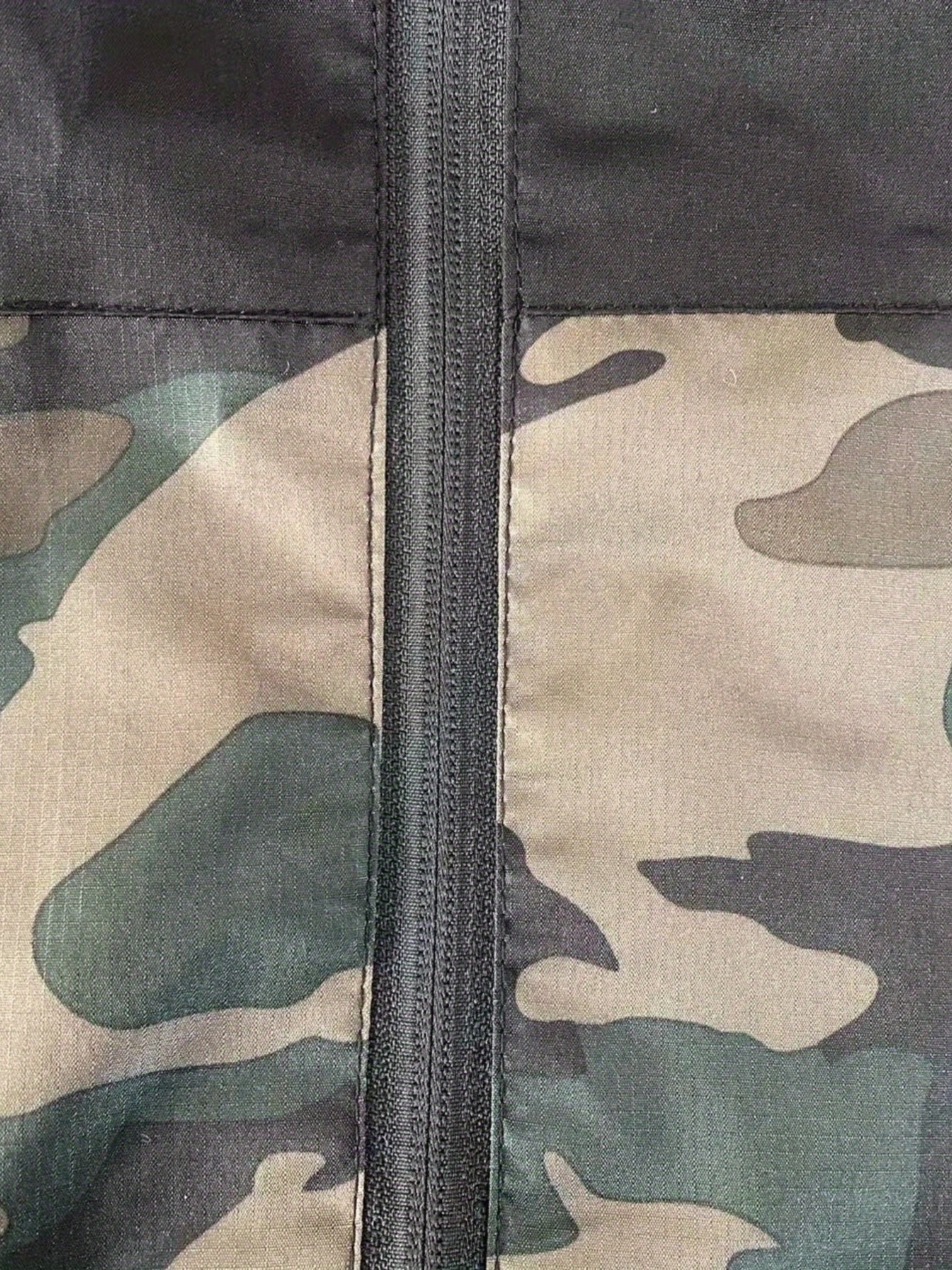 Men's Camouflage Sport Jacket Coat - Breathable Hooded Zip-Up Design, Regular Fit Casual Outdoor & Daily Wear, Earthy Green/Brown/Black/Gray Tones, Camouflage Jacket, Durable Construction