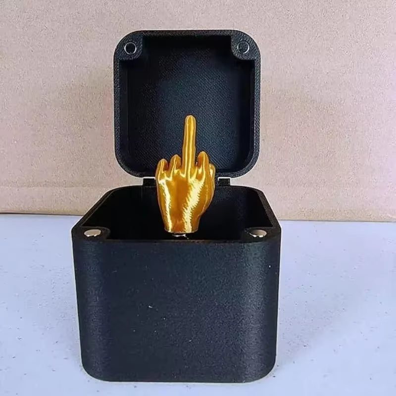 Christmas Interesting Prank Gift Middle Finger in Box Christmas Box Funny Creative Gifts Office Desk Decoration Home Decoration