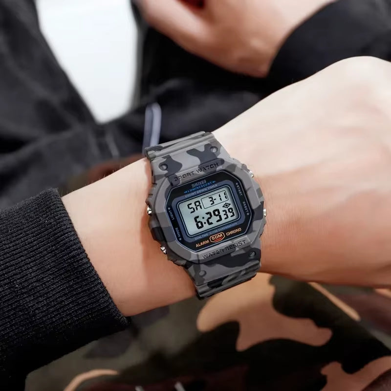 1628 Luxury Digital Men Watches Sports Waterproof Electronic Mens Wristwatches Military Back Light Clock 1988 Reloj Hombre