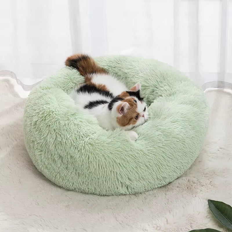 Cozy Plush Pet Bed for Cats & Small Dogs - Soft PU, Contemporary Style, Non-Assemble, Ideal for Kittens & Puppies up to 3Lbs