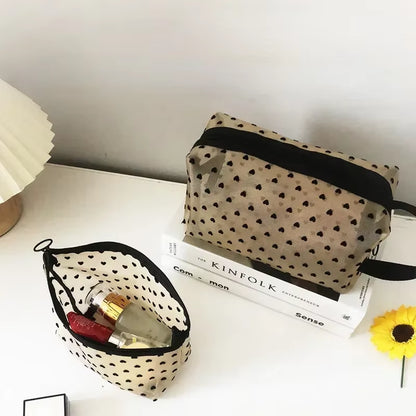 Nylon Mesh Cosmetic Bag Zipper Heart Shaped Toiletry Organizer Makeup Bags Multifunctional Women Lipstick Key Coin Purse Pouch