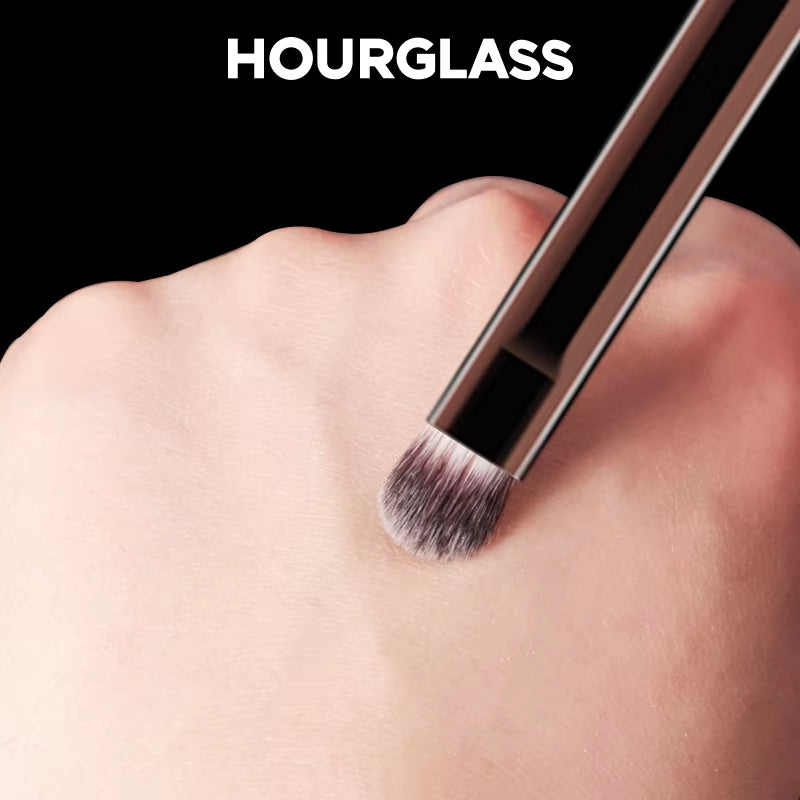 Makeup Brush- No.12 Beveled Shadow Brush Soft and Skin-Friendly Fiber Hair Fashion Design Single Eye Brush